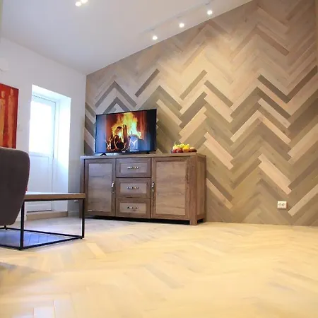 Saga Caves Straen Stavanger