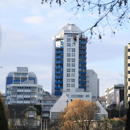 アパート Saga Caves Straen *