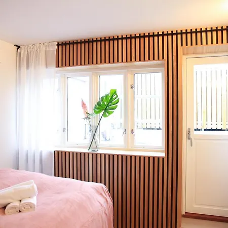 Saga Caves Straen Apartman *