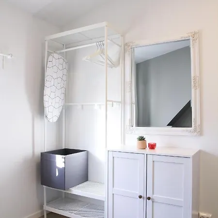 Saga Caves Straen Apartment *